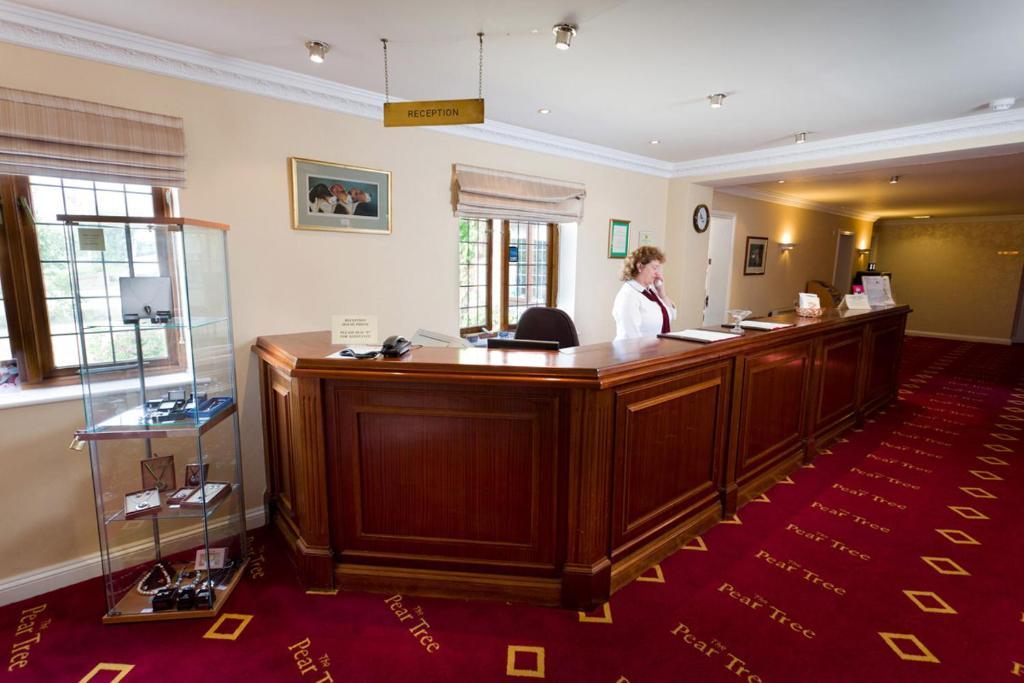 The Pear Tree Inn & Country Hotel Hindlip Bagian luar foto